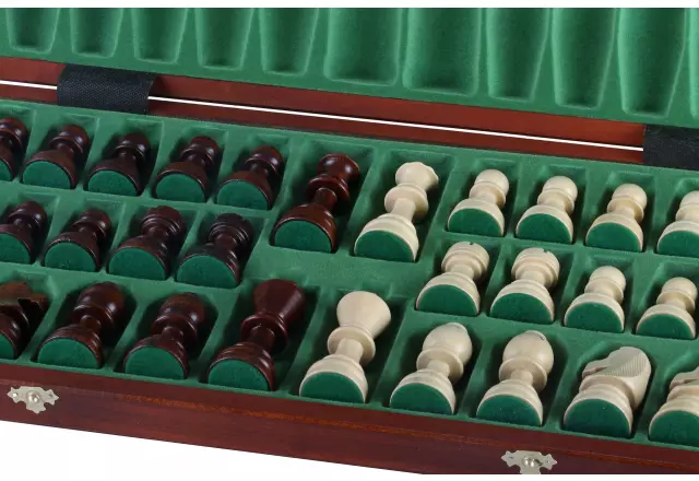 TOURNAMENT No 8 burned folding board, insert tray, wooden chess pieces