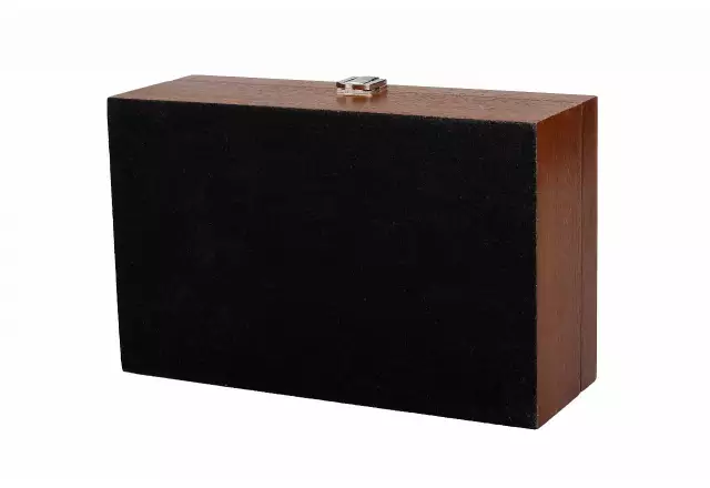 High Quality Chess Box - Sapele wood Veneer (24x15x8,5cm)