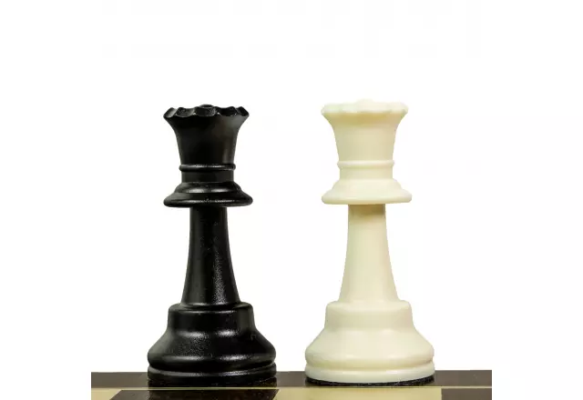 Additional queens for Staunton no 6 (DCP03G) chess pieces