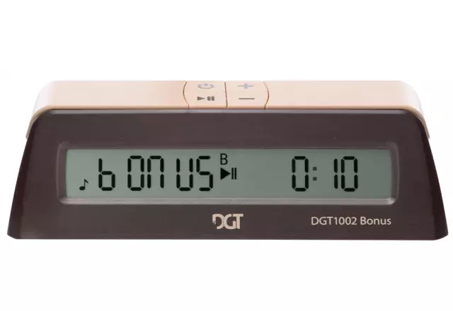 DGT 1002 BONUS chess clock - NEW!