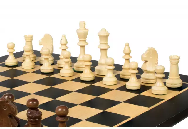 Tournament chess set No. 4 - 40 mm chessboard + Sunrise Staunton 78 mm figures