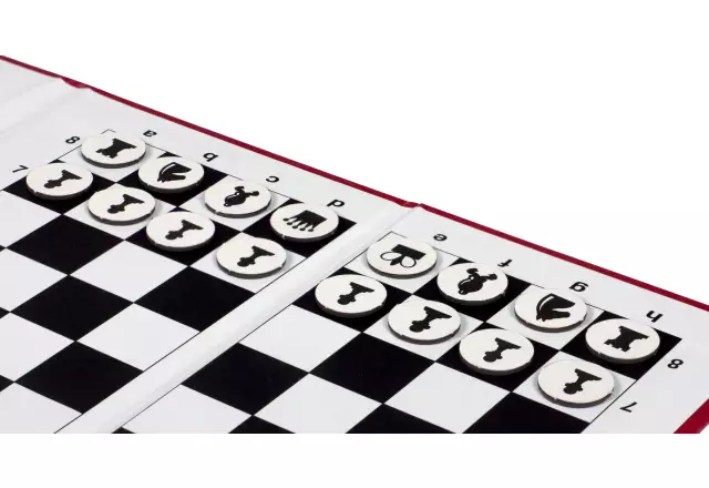 Kieszonkowe szachy magnetyczne - najmniejsze